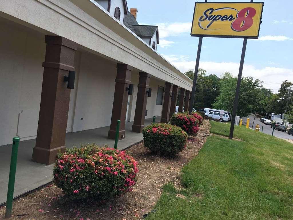 Super 8 By Wyndham Westend Alexandria,Va Washington Dc Area Exterior photo